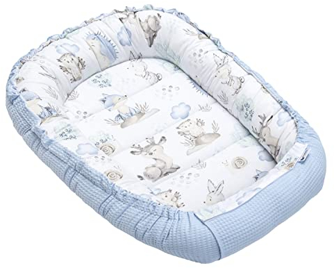Medi Partners Babynest Nestchen für Neugeborene - 100x60x15 Babynestchen Baby zweiseitg Nest Bett 100% Baumwolle Waffel Kuschelnest tragbar (Hirsch und Igel mit hellblau Waffel)