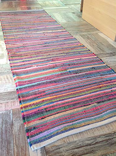 Second Nature Online Langer Läufer Regenbogen Umweltschutz Chindi Rag Teppich Handgewebt Flachwebstil mit mehrfarbigen recycelten Stoffstreifen 60cm x 240cm
