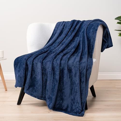 PAVILIA Navy Blue Fleece Throw Blanket for Couch Sofa Bed, Soft Fuzzy Waffle Jacquard Microfiber, Warm Lightweight Fade-Resistant Decorative All Season Throw, 50x60