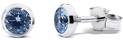 TIABELLE – Ohrstecker TRUMPET aus Titan mit funkelnden Swarovski® Zirconias – Silberfarbene Ohrringe für Damen – allergenfrei & hautverträglich – Handmade in Germany (MIDI | 5,1mm ø | Light Blue)