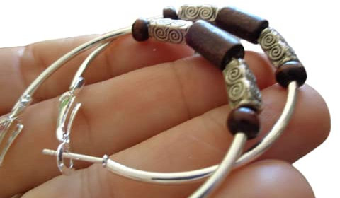 ◦•●◉✿ 4,5 CM GROSSE BRAUNE ETHNO BOHO HOLZ CREOLEN ✿◉●•◦ Ohrringe in dunkelbraun und silber, antike Spacer