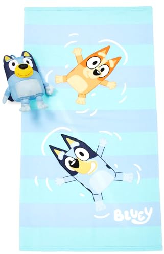 Jay Franco Bluey & Bingo Badetuch & Bath Buddy Set – Kinder-Badewannenzubehör – inklusive 63 x 127 cm Mikrofaser-Handtuch und 33 cm Bluey Water Play Buddy