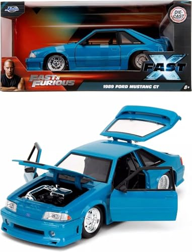 Jada Toys Fast and Furious Modellauto 1989 Ford Mustang GT (blau) - Film-Auto aus Fast & Furious 10 mit Teilen zum Öffnen, Maßstab 1:24 (19 cm), für Fans & Sammler ab 8 Jahre