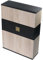Schwarzwald Metzgerei - Geschenkebox Prestige in Holz Optik mit Prägung - Stabiler Karton für drei Weinflaschen (WK 3er) - 370 x 270 x 100mm (1)