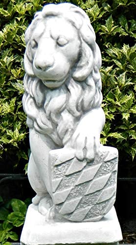 Dekofigur Gartenfigur Deko Skulptur Löwe mit bayrischem Wappen auf linker Seite H 39 cm aus Beton