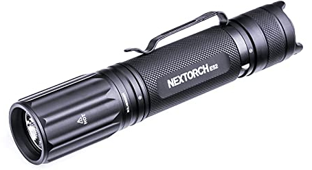 NEXTORCH E52 Outdoor LED-Taschenlampe mit 2500 Lumen und 21700 Akku