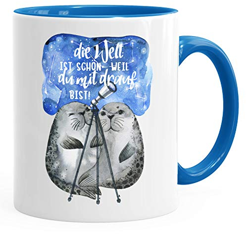 Kaffee-Tasse Die Welt ist schön weil du mit drauf bist Geschenk Liebe Spruch Seehunde Robben Sterne MoonWorks® blau unisize