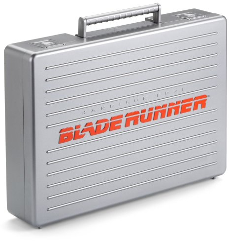 Blade Runner Blu-ray Ultimate Collector's Edition im Koffer - exklusiv bei Amazon.de