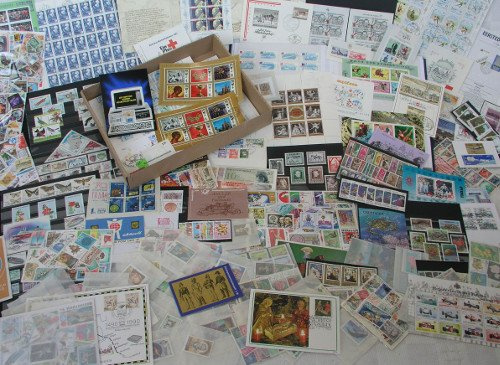 Goldhahn Stöberkiste VADUZ mit Liechtenstein Block - Briefmarken für Sammler