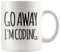 Panvola Keramiktasse mit Aufschrift Go Away I'm Coding Codier, Geschenk, Computerprogrammierung, Programmierer, Studenten, Abschluss, Geburtstag, Valentinstag, Weihnachten, Trinkgeschirr, 325 ml