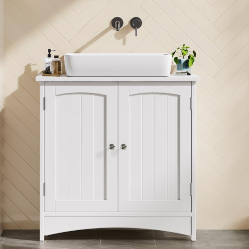 VASAGLE Meuble sous lavabo, Meuble de Salle de Bain, Placard de Rangement, 2 Portes battantes, 1 étagère réglable, Blanc BBC100WH01