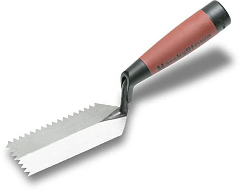 Marshalltown gezahnte Randkelle, V-Kerbung mit 6x4,5 mm und Durasoft Griff, schmale Kelle für enge Stellen, Maße: 127x51 mm