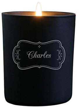 CADEAUX.COM Personalisierte Kerze - Vorname - gravierte Duftkerze mit Text - 35 Stunden Brenndauer