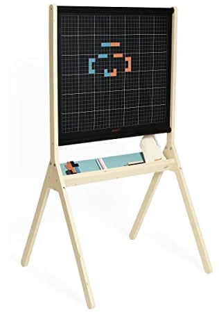 Janod - Klassische Magnetische, Doppelseitige Tafel - 20 Magnete, 3 Kreiden, 1 Bürste, 1 Beutel - 1 Karierte + Magnetische Seite - Ab 3 Jahre, J09638