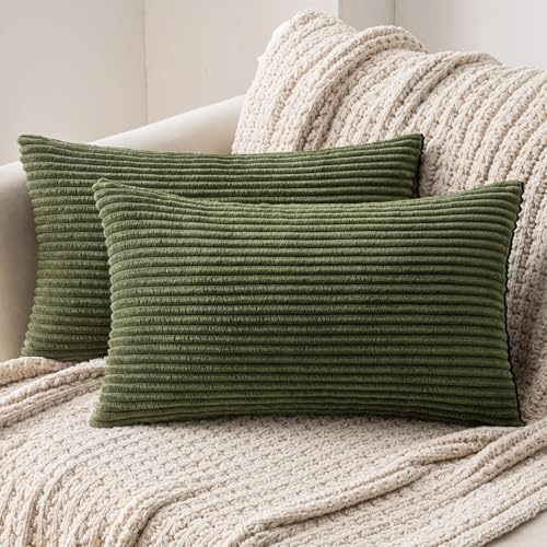 MIULEE Kissenbezüge Kordsamt Kissenbezug Zierkissenbezug Dekokissen Sofakissen Kord 2er Set Kissenhülle Dekorative Zierkissenbezüge Kissen für Sofa Couch Zuhause Wohnzimmer 40x60 cm helles Olivgrün