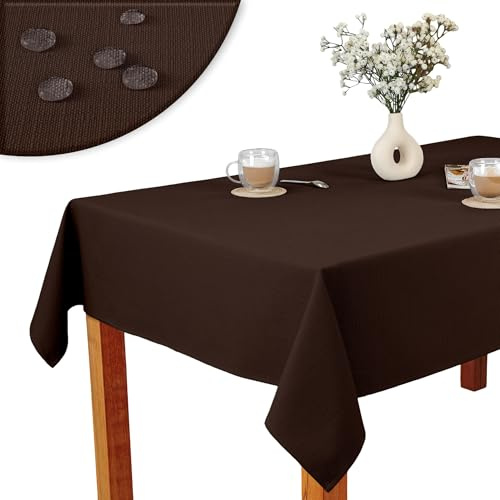 invitta Tischdecke 80x120 cm Schokobraun Baumwolle Polyester Mischung 230 g/m2 - Hochwertig, Elegante Leinenoptik, Fleckenschutz Cotton Tischtuch mit Lotuseffekt, Pflegeleicht, O1-P130