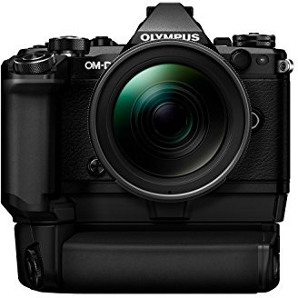 Olympus OM-D E-M5 Mark II Kit, Micro Four Thirds System Camera (16.1 MP, 5-Axis Image Stabilisation, Electronic Viewfinder) + M.Zuiko 12-40 mm PRO Universal Zoom + Power Battery, Black