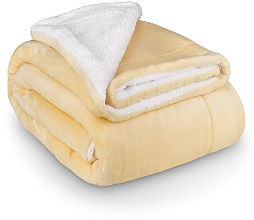 Heimwert Decke Kuscheldecke Sherpa Wolldecke - superweiche warme Dicke Kuscheldecke flauschig - extra Flauschige Fleecedecke für Couch Bett Sofa (Vanille, 150 x 200cm)