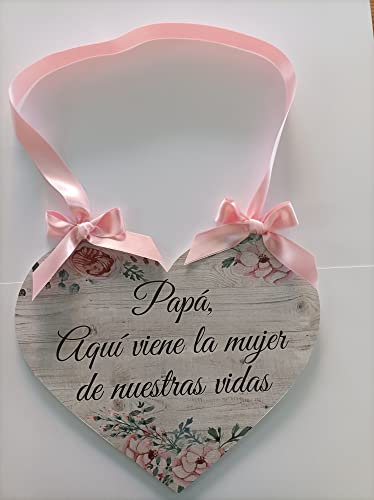 Cartel aqui viene la novia para bodas con forma de corazón la mujer de nuestras vidas flores en tonos pastel