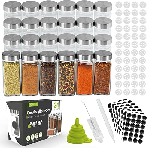 VOISSEN Gewürzgläser – Gewürzbehälter aus Glas – 24er Set – 100ml – verschiedene Streuaufsätze – mit Schraubdeckel aus Edelstahl – mit Fülltrichter – inkl. 144 beschriftbaren Klebe-Etiketten