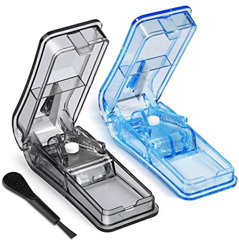 Opret Tablettenteiler für Große und Kleine Tabletten 2 Stück, Tablettenschneider Pillenteiler Pillenschneider Medikamententeiler Tablettenteiler Exakt in ein Halbes Vierteln Schneiden Blau und Schwarz