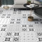 Livelynine 12 Fliesen Mosaikfliesen Selbstklebend Grau Weiß Fliesenaufkleber Mosaik 30x30cm Deko Fliesenfolie Wandfliesen Selbstklebend Küche Bad Vinylboden Wohnzimmer PVC Bodenbelag Fliesenkleber