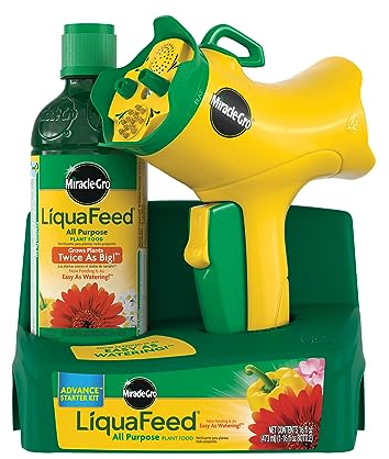 Miracle-Gro LiquaFeed Advance Starter Kit with Garden Feeder, 16 oz. Bottle of LiquaFeed All Purpose Liquid Plant Food, and Dosing Spoon
