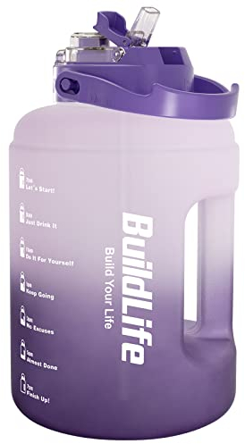 BuildLife Trinkflasche Sport 2.5L- Trinkflasche Auslaufsicher,Trinkflasche mit Zeitmarkierung,2-in-1-Deckel Wasserflasche, und Trinkflasche BPA Frei für Fitnessstudio (Violett Lila, 2500 ML)