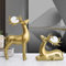 FONDUO 2 Stück Weihnachtsdeko Elch Deko Figuren Groß Deko Wohnzimmer Hirsch Skulpturen Deko, Collectible Für Weihnachten Deko Hochzeitsdeko, Wohnzimmer, Schlafzimmer, Bar, Couple Statue Gift (Gold)