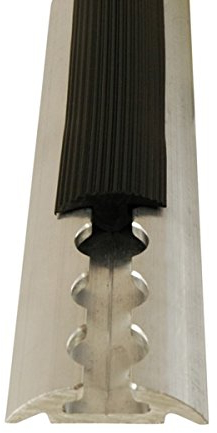 Abdeckprofil für Airlineschienen, 1 Meter, aus weichem und flexiblem Kunststoff, platzsparend verstaubar, schwarz