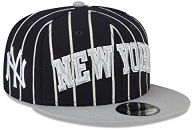 New Era New York Yankees City Arch Navy 9Fifty Snapback Cap - One-Size