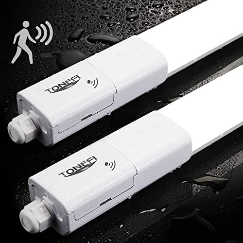 TONFFI 2 Stück 115CM LED Feuchtraumleuchte mit Bewegungsmelder 36W 4100lm,4000K Verknüpfbar LED Deckenleuchte Röhre Wannenleuchte IP65 Wasserfest für Werkstatt Garage Keller Flur Dachboden Lager