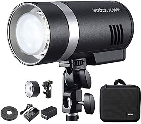 Godox AD300Pro TTL Flash 2.4G HSS 1/8000s Studio Flash Portatile con Batteria 3000-6000K Flash Strobo Bowens Mount per Registrazioni Video Ritratto