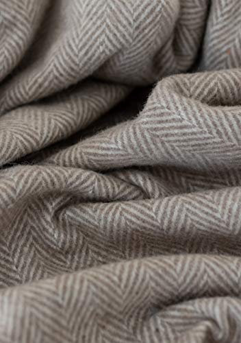 The Tartan Blanket Co. Kniedecke aus recycelter Wolle, Fischgrätenmuster, 72 x 150 cm, Wolle, natur, 72cm x 150cm