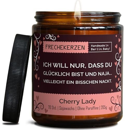 Lustige Duftkerze mit Spruch für Partner | Handgemacht aus Sojawachs | In Geschenkbox | Nachhaltiges Valentinsgeschenk | Ehe Mann, Freund, Frau, Freundin, Verlobte, Jahrestag |Kirsche