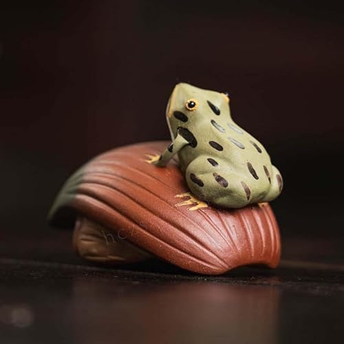 Hormsdar Hand-Made Tea Pet Frog Funny Cute Purple Clay Statue Kung Fu Tea Tray Decor Tea Lover's Gift Home Office Desk Feng Shui Ornament (B)