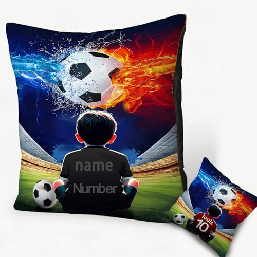 CHEFFS Fussball Kissen Personalisiert mit Namen Fußball Kissenbezug personalisierte Fussball Geschenke für Jungs Fußball Geschenke Jung- kein Füllstoff (1,40 x 40 cm)