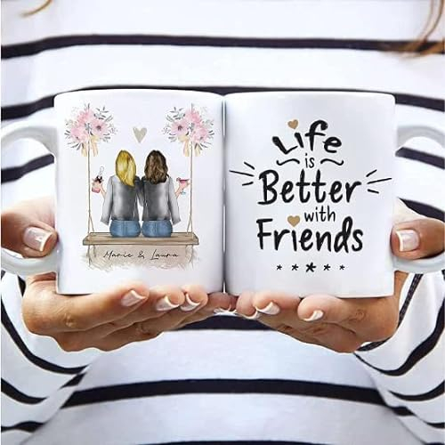 Personalisierte Tasse mit zwei Freundinnen | Individuelles Geschenk für die beste Freundin, Schwester und Mutter mit anpassbarem Design (Sitzen auf Schaukel)