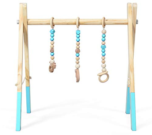 LIFEZEAL Spieltrapez, Spielbogen Baby Holz, Babyspielgerät mit 3 Spielzeugen, Holzspielzeug baby, Baby Turnhalle klappbar, Spieltrapez für Babys ab 3 Monate, Babyzimmer Kinderzimmer (Grün)