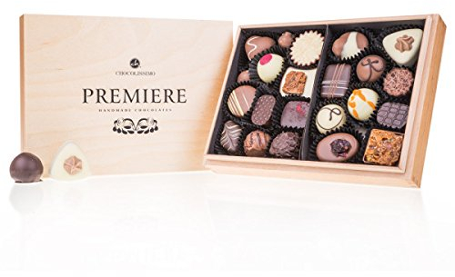 CHOCOLISSIMO Scatola regalo di cioccolato - Praline - 20 cioccolatini fatti a mano in una scatola di legno - Idee regalo per uomini, donne, padri, madri, compleanni - Premiere Midi