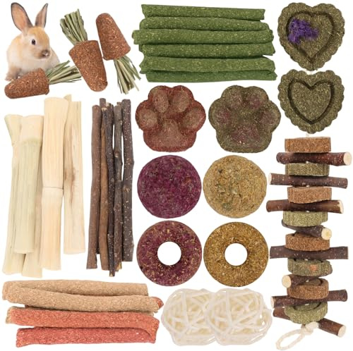 Pethee Lot de 45 jouets à mâcher naturels pour lapins et petits animaux, bâtons de foin Timothy, bâtons en bois de pomme, boules de friandises et carotte, jouets de meulage des dents et briseur