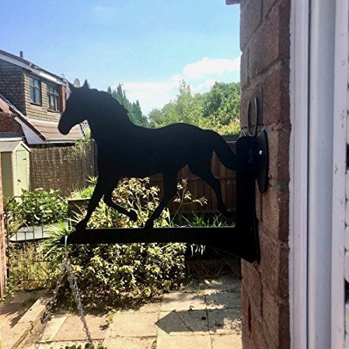 Made O' Metal Pet Horse Shaped Modern Wall Mount Hanging Basket Bracket Hanger