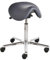 Sattelhocker docy® dent 4616, Sitzhöhe ca. 55 - 75 cm, mit Sitzneigeverstellung, Rollen/Bodengleiter:weiche Radbandage, Polsterdekor:Stamskin titan-grau