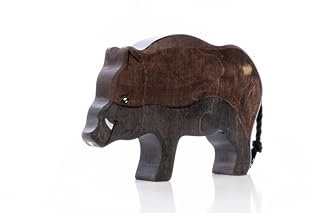 Lilu® Wildschwein Keiler mit leuchtendem Herz, Wald-Holztiere handbemalt, Holzspielzeug aus FSC®-Holz, EN71 und DEKRA Zertifiziert