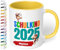 Geschenk zur Einschulung für Mädchen und Jungen: personalisierte Tasse Schulkind 2025 Affen-Motiv mit Namen, Hellgelb