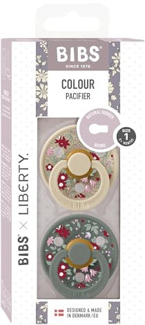BIBS Liberty Colour - Ciuccio a forma di ciliegia, confezione da 2 pezzi, senza BPA, in gomma naturale/lattice, prodotto in Danimarca, 0-6 mesi (confezione da 2), Chamomile Lawn Vanilla Pine