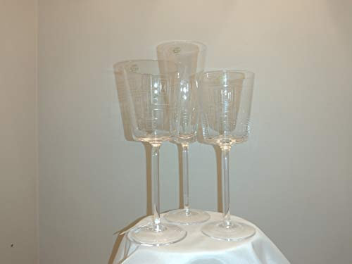 Richard Ginori Servizio calici Cristallo 18 pz: 6 calici Acqua 240 ML 6 calici Vino 200 ML 6 calici Flute 200 Ml. Modello Taxi