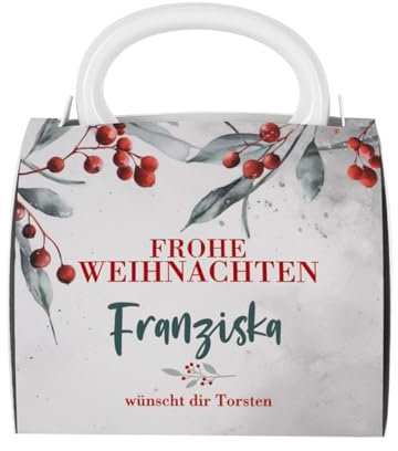 Herz & Heim® Weihnachtliche Tasse in passender Tassentasche, vier Motive zur Wahl, personalisiert (Auto - Tasse & Tasche)