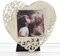 BelAya E“ Vintage-Rahmen aus antiker cremefarbener Spitze in Herzform, 15 cm x 20 cm. EIN romantischer Herz-Bilderrahmen im Shabby-Chic-Stil.