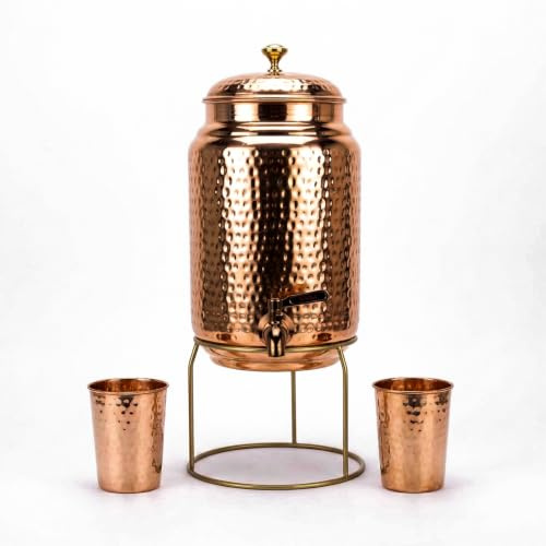 Distributeur d'eau en cuivre de 5 l avec 2 tasses et support, réservoir en cuivre pur, pas de revêtement intérieur, robinet anti-fuite, grande ouverture, martelé à la main, ayurvédique, antimicrobien